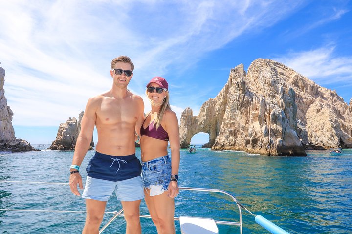 Lyxig segelbåtskryssning i Cabo San Lucas med snorkling, paddleboarding och lunch, foto 8 | wizardtrip