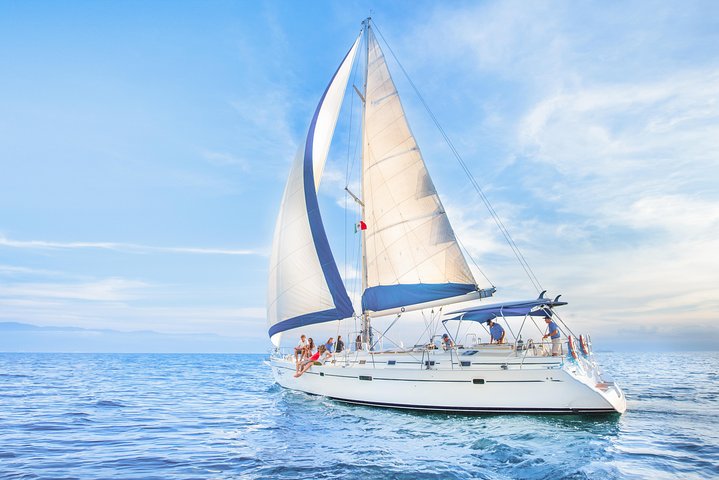 Lyxig segelbåtskryssning i Cabo San Lucas med snorkling, paddleboarding och lunch, foto 10 | wizardtrip
