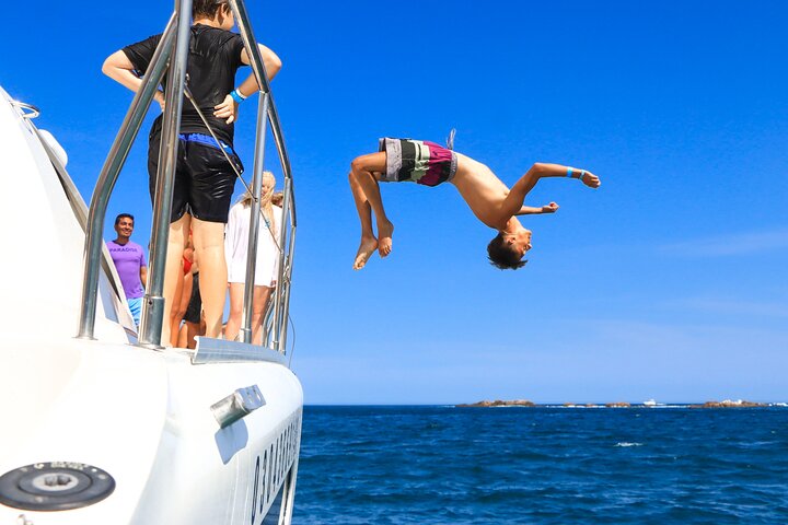 Goditi una crociera in catamarano, snorkeling e pranzo a Cabo San Lucas, foto 12 | wizardtrip