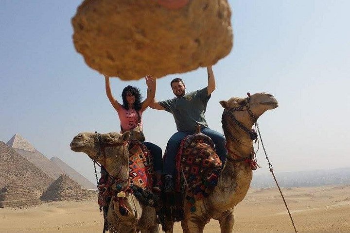 Privé VIP-tour van de Piramides van Gizeh en Sfinx met kameelrit en egyptoloog-gids in Caïro, foto 29 | wizardtrip