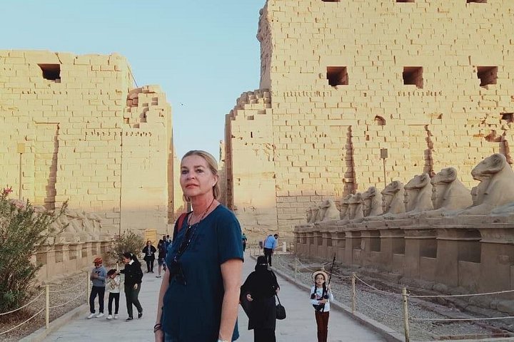 Tour privado de día completo de El Cairo a Luxor en avión, con templos antiguos y sitios históricos, foto 30 | wizardtrip