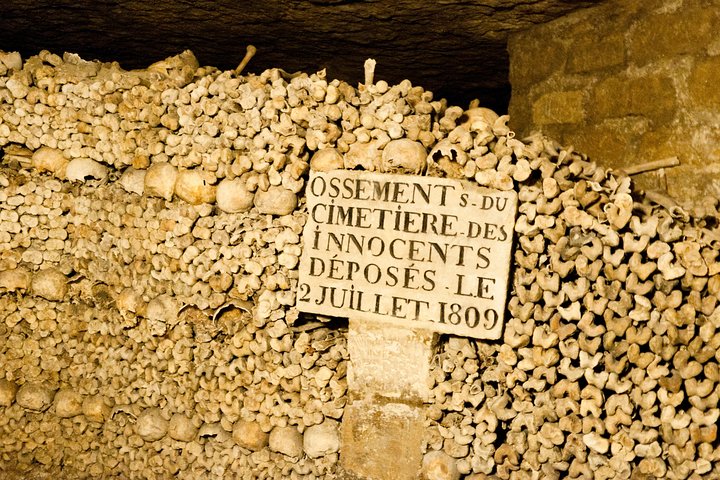 Paris Catacombs Tour with VIP Access to Restricted Areas | wizardtrip