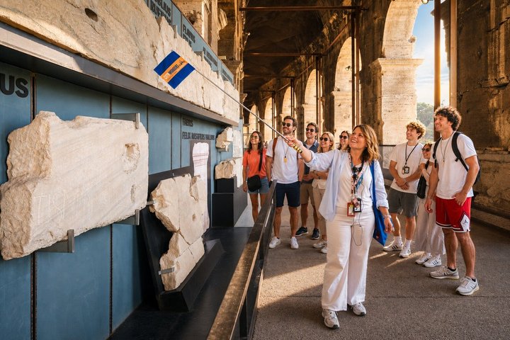 Tour guidato dell'iconico Colosseo, Foro Romano e Palatino di Roma, foto 7 | wizardtrip