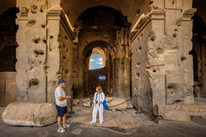 Tour guidato dell'iconico Colosseo, Foro Romano e Palatino di Roma, foto 8 | wizardtrip