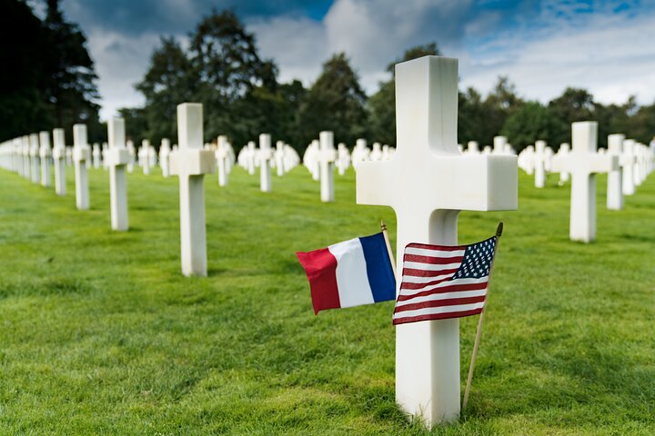 Dagstur fra Paris til D-Day landingsstrendene i Normandie, inkludert Utah Beach, Pointe du Hoc, Omaha Beach og den amerikanske kirkegården, foto 7 | wizardtrip