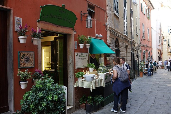 Excursion d'une journée de Florence aux Cinque Terre et à Pise, avec des villages côtiers et la Tour penchée, photo 18 | wizardtrip