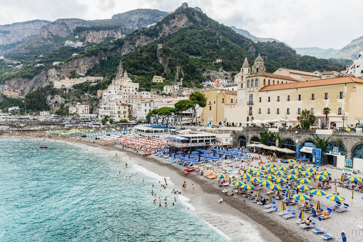 Day trip from Rome to Pompeii and the Amalfi Coast, featuring ancient ruins and scenic coastal views, photo 16 | wizardtrip