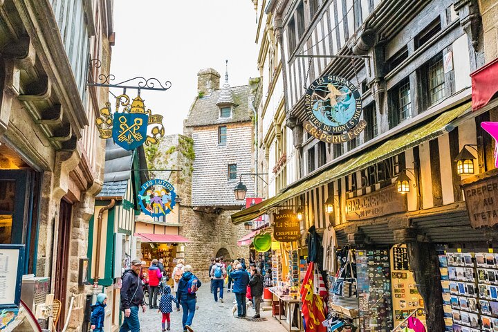 Heldagstur til den ikoniske Mont Saint-Michel ø fra Paris, med klosteret og middelalderarkitektur, foto 18 | wizardtrip