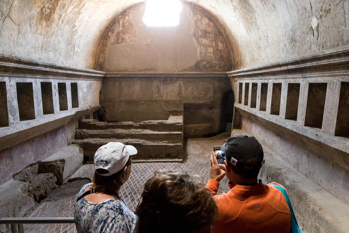 Tagesausflug von Rom nach Pompeji, Sorrent und an die Amalfiküste mit antiken Ruinen und atemberaubenden Küstenblicken, Foto 33 | wizardtrip