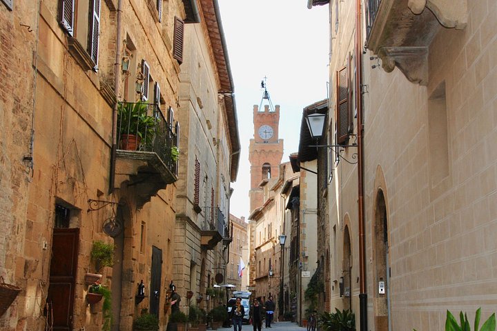 Tagesausflug von Rom in die Toskana mit Weinprobe, Mittagessen und Besuchen in Montepulciano und Pienza, Foto 12 | wizardtrip
