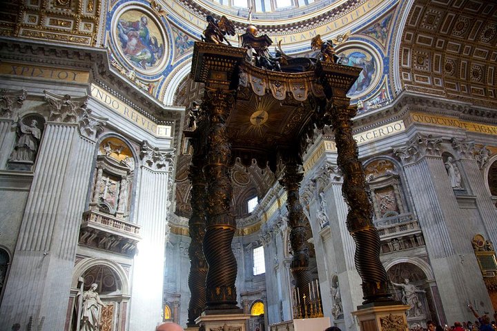Visite en petit groupe des Musées du Vatican, de la Chapelle Sixtine et de la Basilique Saint-Pierre à Rome, photo 10 | wizardtrip