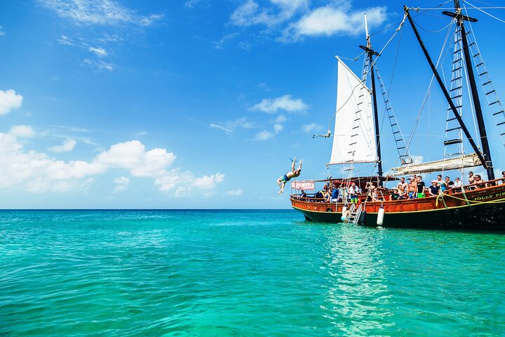 Croisière plongée avec tuba à Aruba avec bar ouvert et déjeuner sur un bateau pirate, photo 7 | wizardtrip