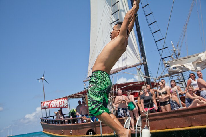 Croisière plongée avec tuba à Aruba avec bar ouvert et déjeuner sur un bateau pirate, photo 12 | wizardtrip