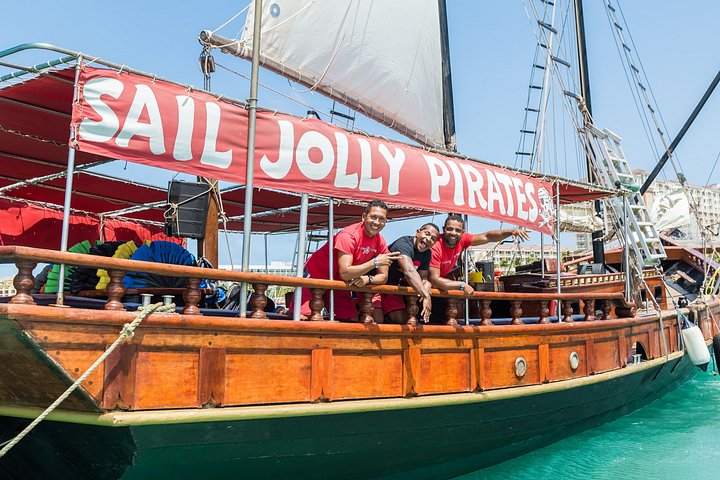 Croisière snorkeling à Aruba à bord d'un bateau pirate avec balançoire et bar ouvert, photo 5 | wizardtrip
