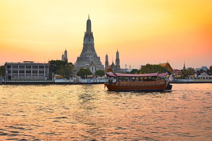 Manohra Cruise Luxus-Dinner | wizardtrip