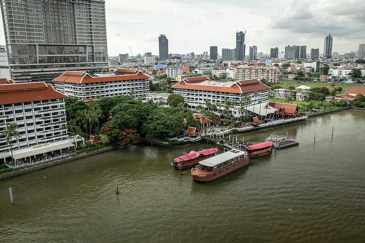 Elegant middagskryssning på Chao Phraya-floden i Bangkok vid solnedgången, foto 29 | wizardtrip