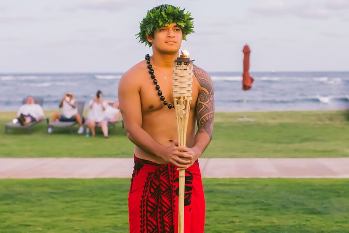 Experimente um autêntico luau havaiano com jantar e entretenimento em Kauai, foto 8 | wizardtrip