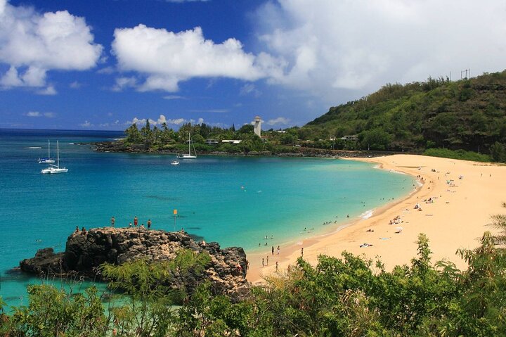 Oahu: Grand Tour Around Island with Snorkeling | wizardtrip