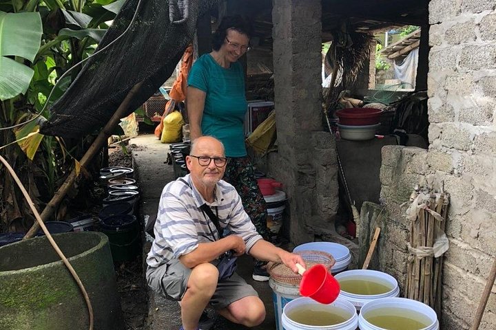 Full-day guided tour of Ninh Binh from Hanoi, featuring Mua Cave, Tam Coc boat trip, and Hoa Lu, photo 36 | wizardtrip