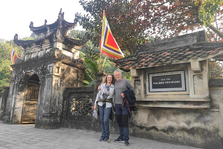 Full-day guided tour of Ninh Binh from Hanoi, featuring Mua Cave, Tam Coc boat trip, and Hoa Lu, photo 37 | wizardtrip