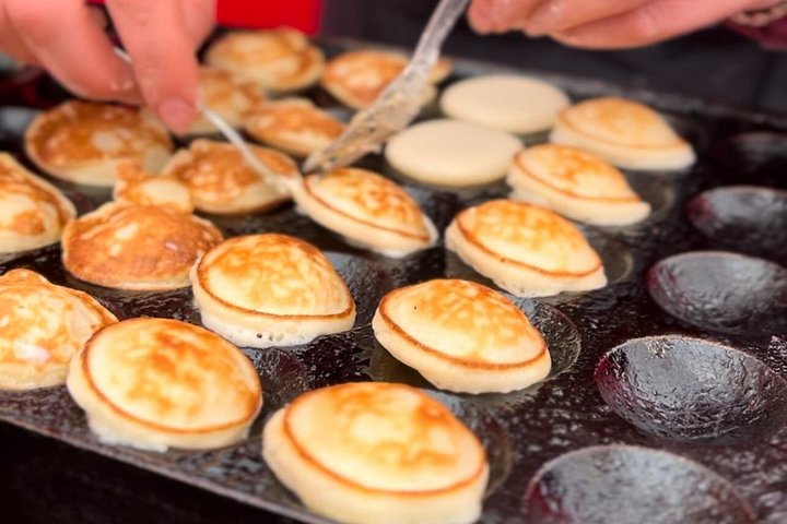Amsterdam matvandring provsmakar lokala holländska specialiteter som stroopwafels och Goudaost, foto 13 | wizardtrip