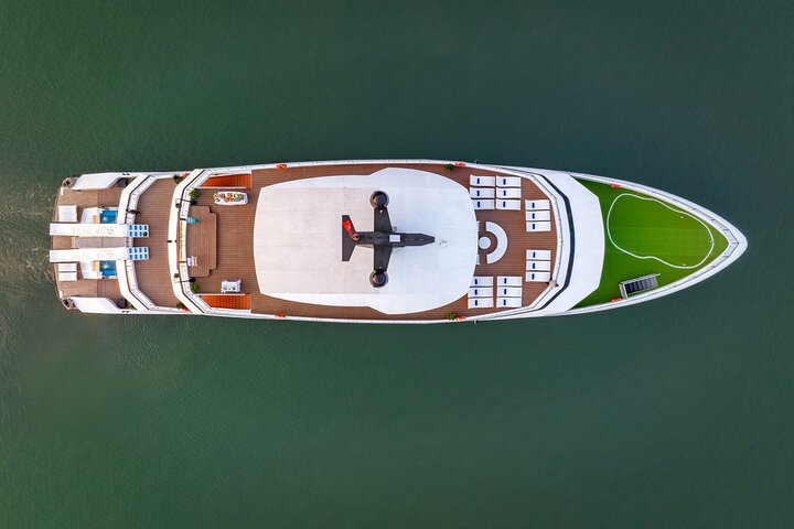 Luxury Hera Cruise navigating through the stunning karst formations of Halong Bay, Vietnam, photo 36 | wizardtrip
