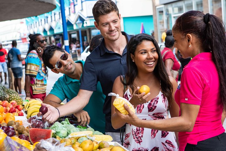 Un tour gastronomico a piedi a Bridgetown, Barbados, che mostra la cucina locale e i siti storici, foto 2 | wizardtrip
