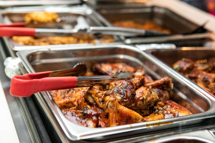 Un tour gastronomico a piedi a Bridgetown, Barbados, che mostra la cucina locale e i siti storici, foto 5 | wizardtrip