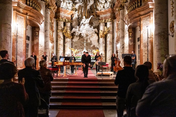 Klassisk koncert med Vivaldis De Fire Årstider opført af Orchestra 1756 i Wiens Karlskirche, foto 6 | wizardtrip