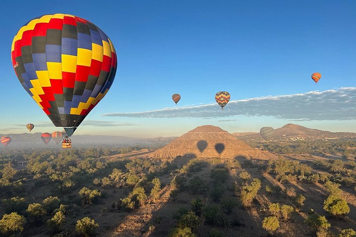 Heißluftballonfahrt über die alten Pyramiden von Teotihuacán, Mexiko-Stadt, Foto 14 | wizardtrip
