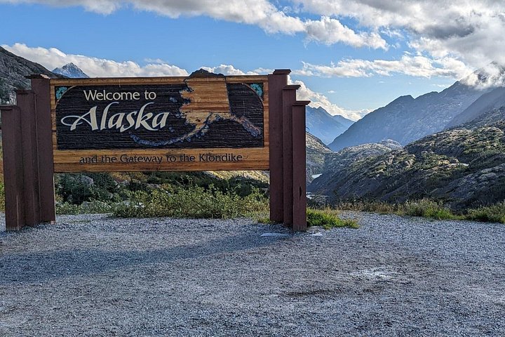 Schilderachtige tour van Skagway, Yukon Suspension Bridge en omliggende natuurlijke landschappen, foto 7 | wizardtrip