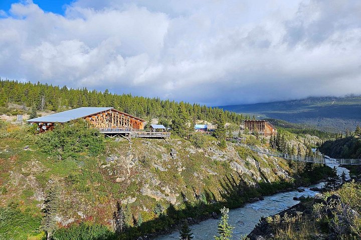 Schilderachtige tour van Skagway, Yukon Suspension Bridge en omliggende natuurlijke landschappen, foto 8 | wizardtrip