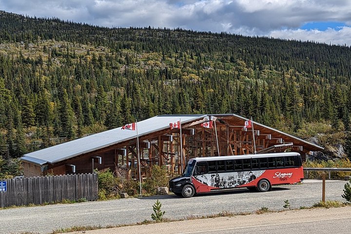 Upplev Skagway's fantastiska landskap, från vyer från toppen till ett hundspannsläger och Yukon Suspension Bridge, foto 9 | wizardtrip