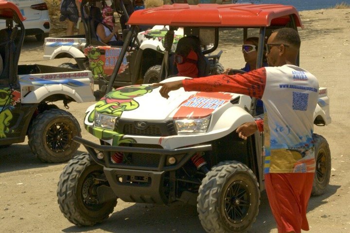 Verken het ruige terrein en de kustlijn van Aruba tijdens een spannende UTV-eilandtour, met bezoek aan bezienswaardigheden en stranden, foto 13 | wizardtrip