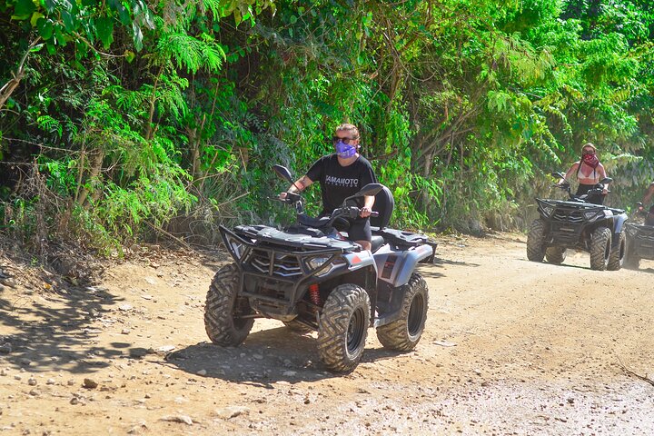 Udforsk Punta Canas landskaber på en 4x4 ATV, besøg gårde og Macao Beach, foto 3 | wizardtrip