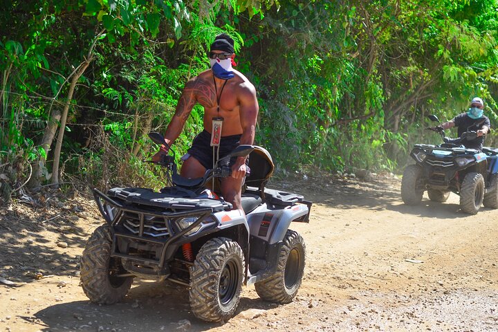 Udforsk Punta Canas landskaber på en 4x4 ATV, besøg gårde og Macao Beach, foto 4 | wizardtrip