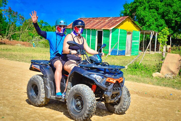 Udforsk Punta Canas landskaber på en 4x4 ATV, besøg gårde og Macao Beach, foto 11 | wizardtrip