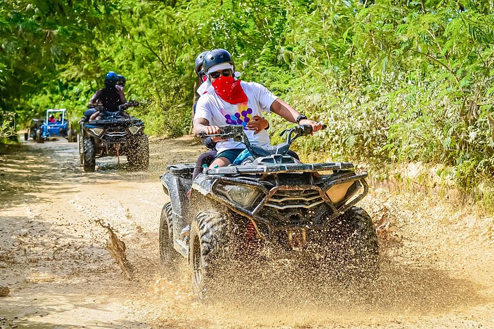 Udforsk Punta Canas landskaber på en 4x4 ATV, besøg gårde og Macao Beach, foto 47 | wizardtrip