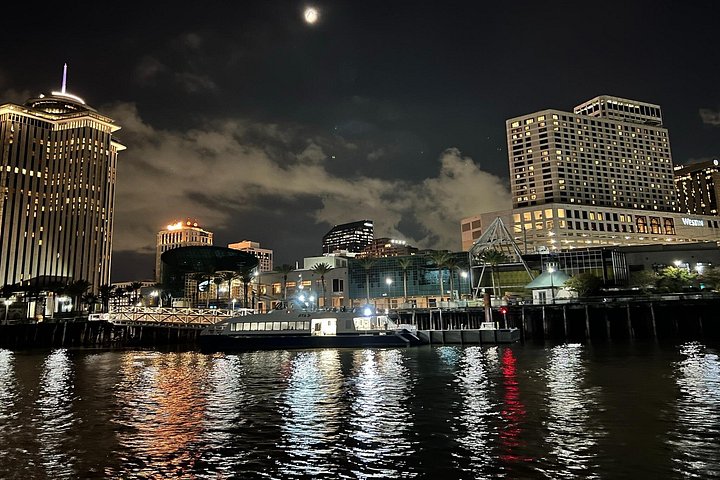 Desfrute de um cruzeiro VIP com jantar e jazz no Rio Mississippi em Nova Orleans com música ao vivo e vistas panorâmicas, foto 6 | wizardtrip