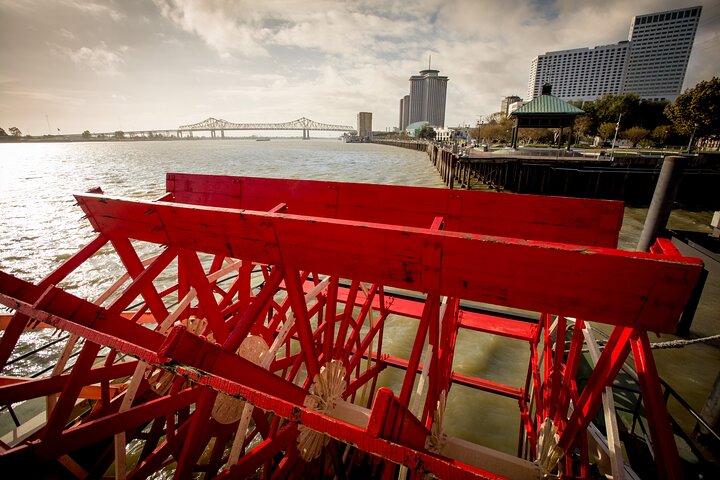Desfrute de um cruzeiro VIP com jantar e jazz no Rio Mississippi em Nova Orleans com música ao vivo e vistas panorâmicas, foto 12 | wizardtrip