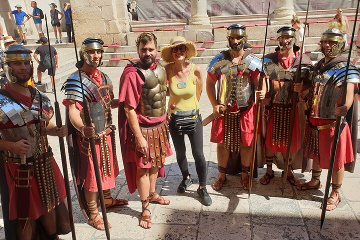 Recorrido guiado a pie por el Palacio de Diocleciano y Split, Croacia, foto 13 | wizardtrip