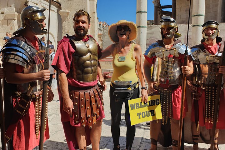 Recorrido guiado a pie por el Palacio de Diocleciano y Split, Croacia, foto 21 | wizardtrip