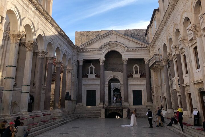 Recorrido guiado a pie por el Palacio de Diocleciano y Split, Croacia, foto 29 | wizardtrip