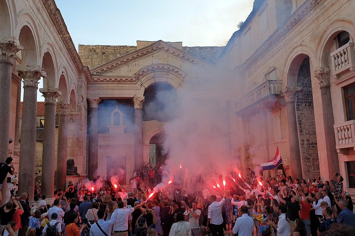 Recorrido guiado a pie por el Palacio de Diocleciano y Split, Croacia, foto 32 | wizardtrip