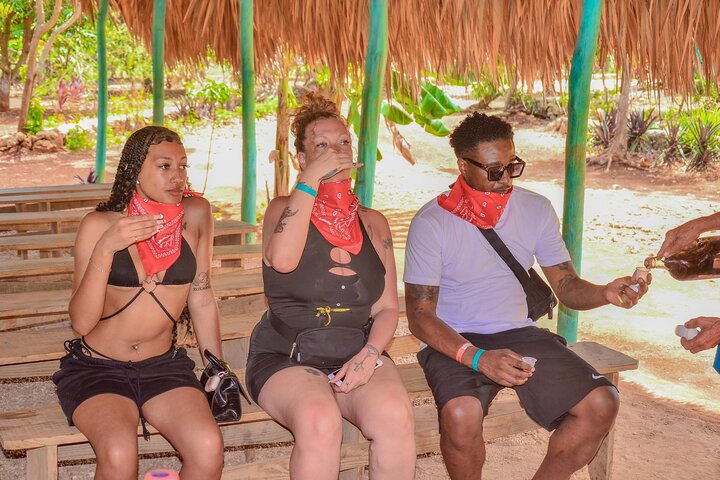 Experimente um emocionante passeio de ATV em Punta Cana, explorando cavernas naturais e a Praia de Macao, foto 7 | wizardtrip