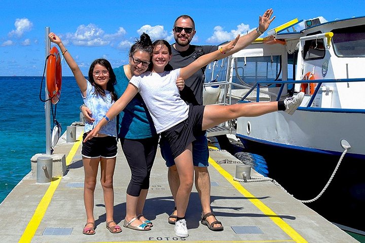 Vive un viaje submarino en un submarino real explorando los vibrantes arrecifes y la vida marina de Cozumel, foto 16 | wizardtrip