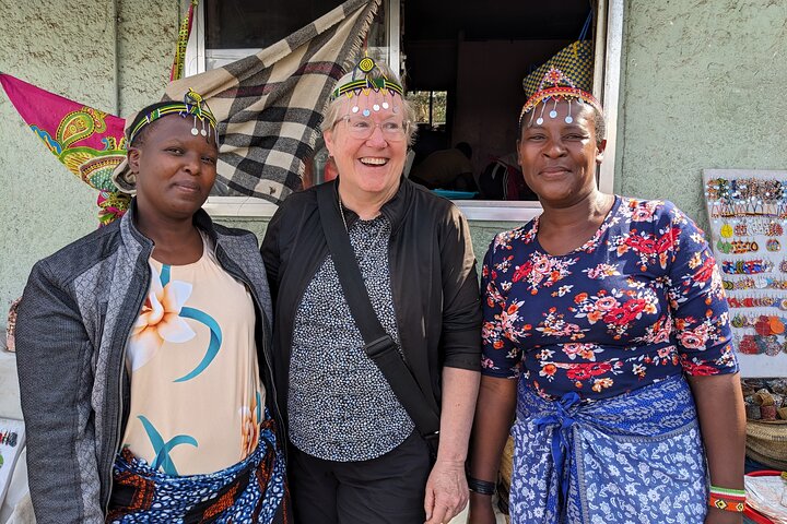 Arusha Visite Guidée & Prise en Charge Hôtel (Histoire, Culture & Marché) | wizardtrip