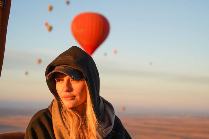 Vol en montgolfière dans le désert de Marrakech avec vue sur l'Atlas et petit-déjeuner | wizardtrip