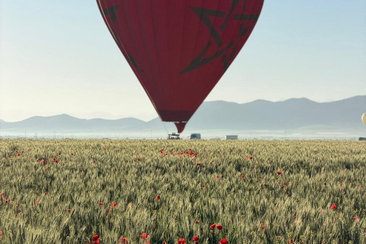Volo in mongolfiera sul deserto di Marrakech e sulle montagne dell'Atlante con colazione, foto 6 | wizardtrip
