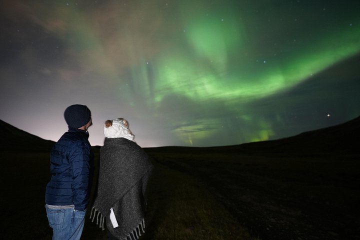 Kleingruppen-Nordlichter-Tour ab Reykjavik, Island, mit professioneller Fotografie und Wikinger-Requisiten, Foto 9 | wizardtrip